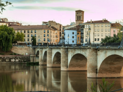 puente-de-piedra-en-logrono
